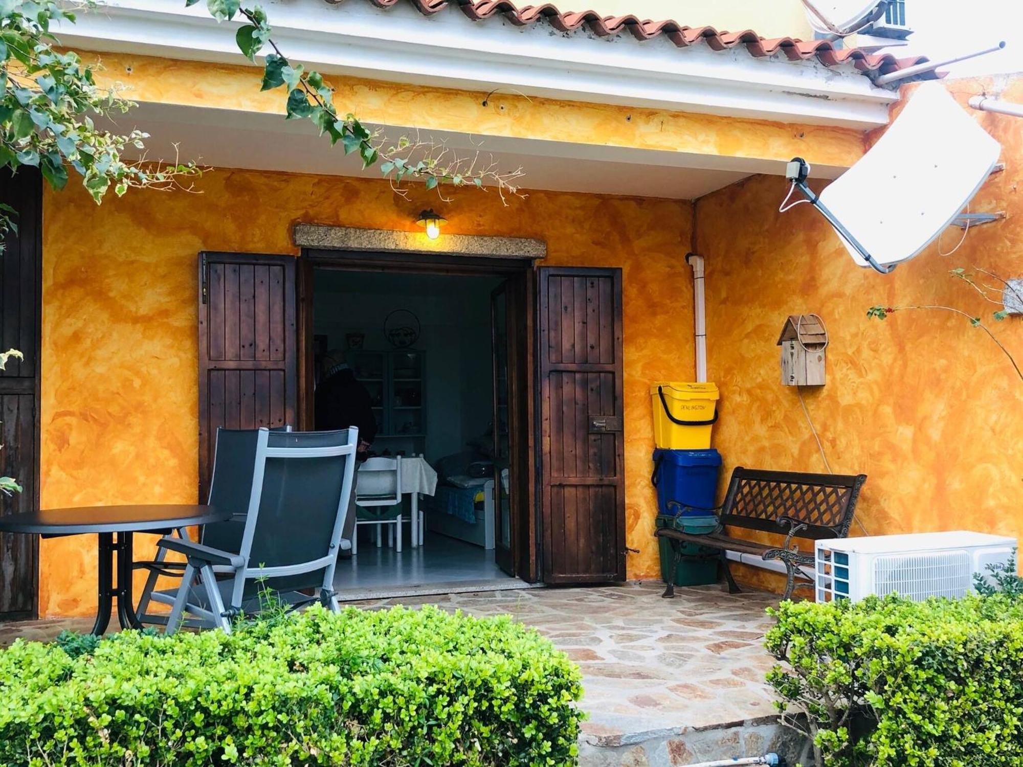 Casa Vacanze Vista Mare A Budoni - Sam01 Танаунела Екстериор снимка
